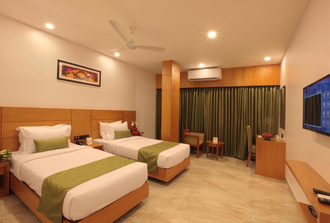 Hotel Park Residency Thrissur Exterior photo