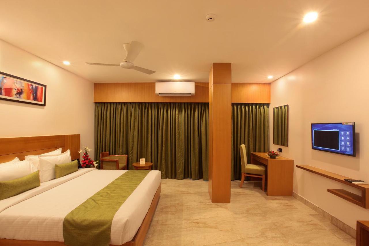Hotel Park Residency Thrissur Exterior photo